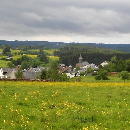 Gite De La Lavandiere A Ucimont Exterior foto