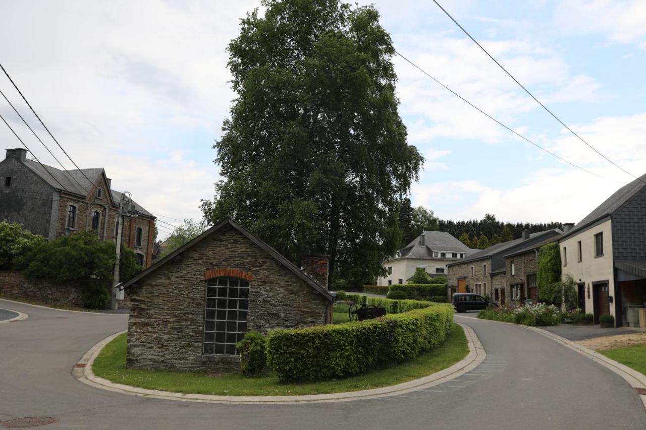 Gite De La Lavandiere A Ucimont Exterior foto